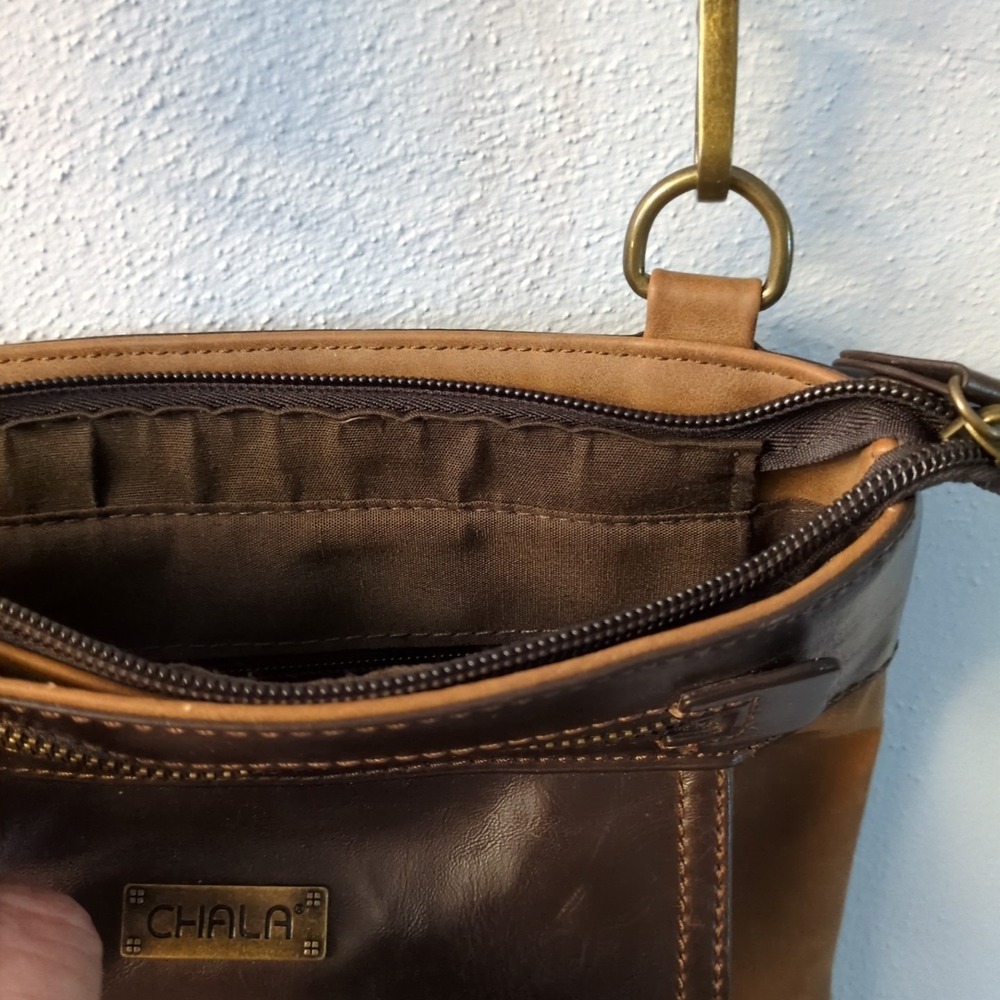 Chala  Shoulder Bag Womens Brown M Crossbody Purse Zip Close Pockets Adjustable - Picture 9 of 11